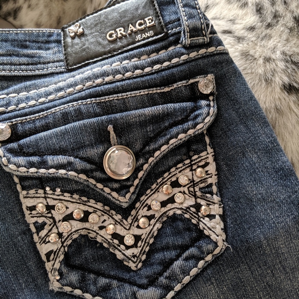 Size 26 Grace in LA Jeans